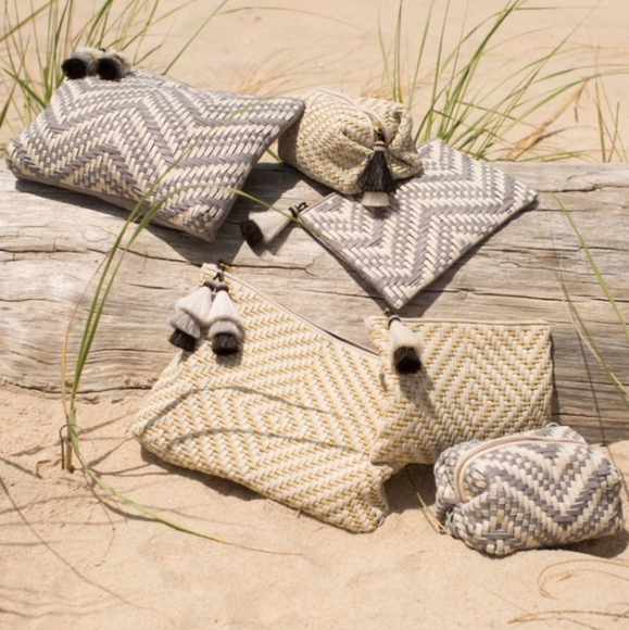 NWT Kempton & Co. Tresco Medium Pouch - Smoke & Chalk - Picture 11 of 12